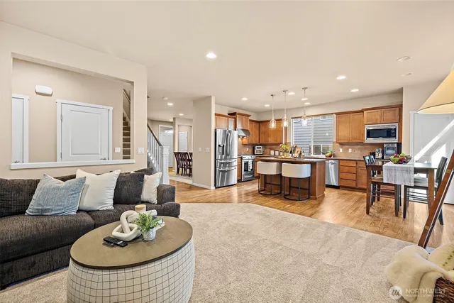 $1,540,000 | 8812 Norman Avenue Southeast, Snoqualmie, WA 98065