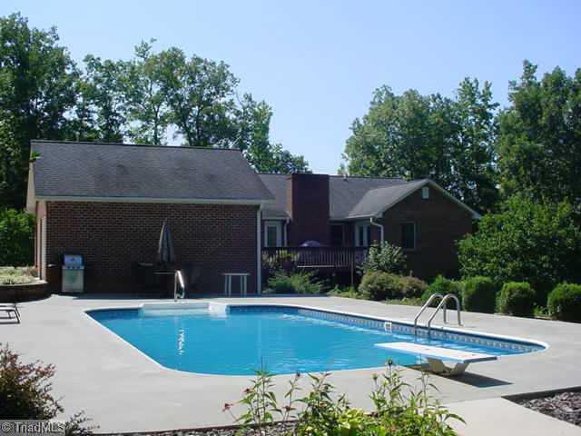 2192 Shiptontown Road Lexington, NC 27292 - Photo 3 of 12 Exterior Back.