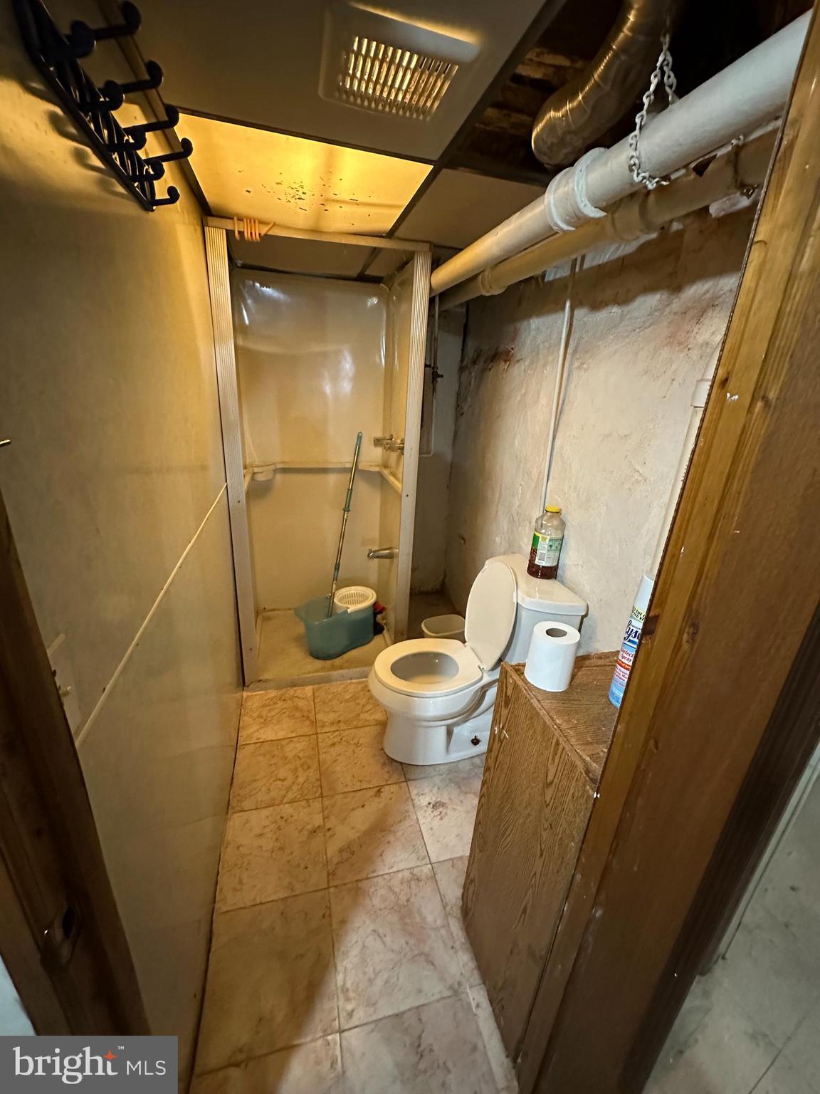 1505 Morris Street Philadelphia, PA 19145 - Photo 24 of 27 basement bathroom