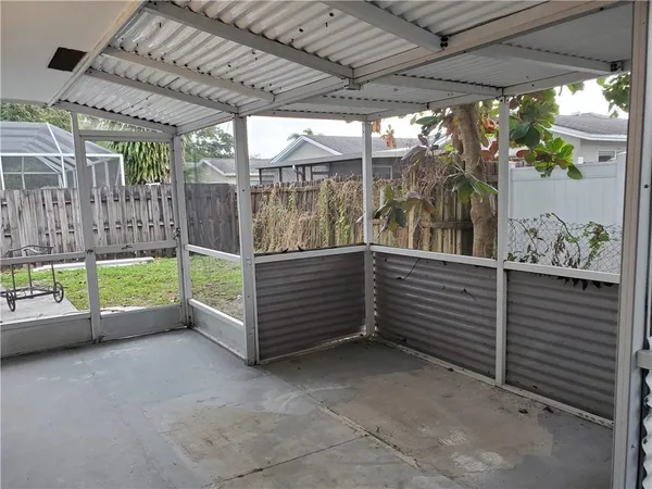 $3,000 | 9632 Kenilworth Court, Boca Raton, FL 33428