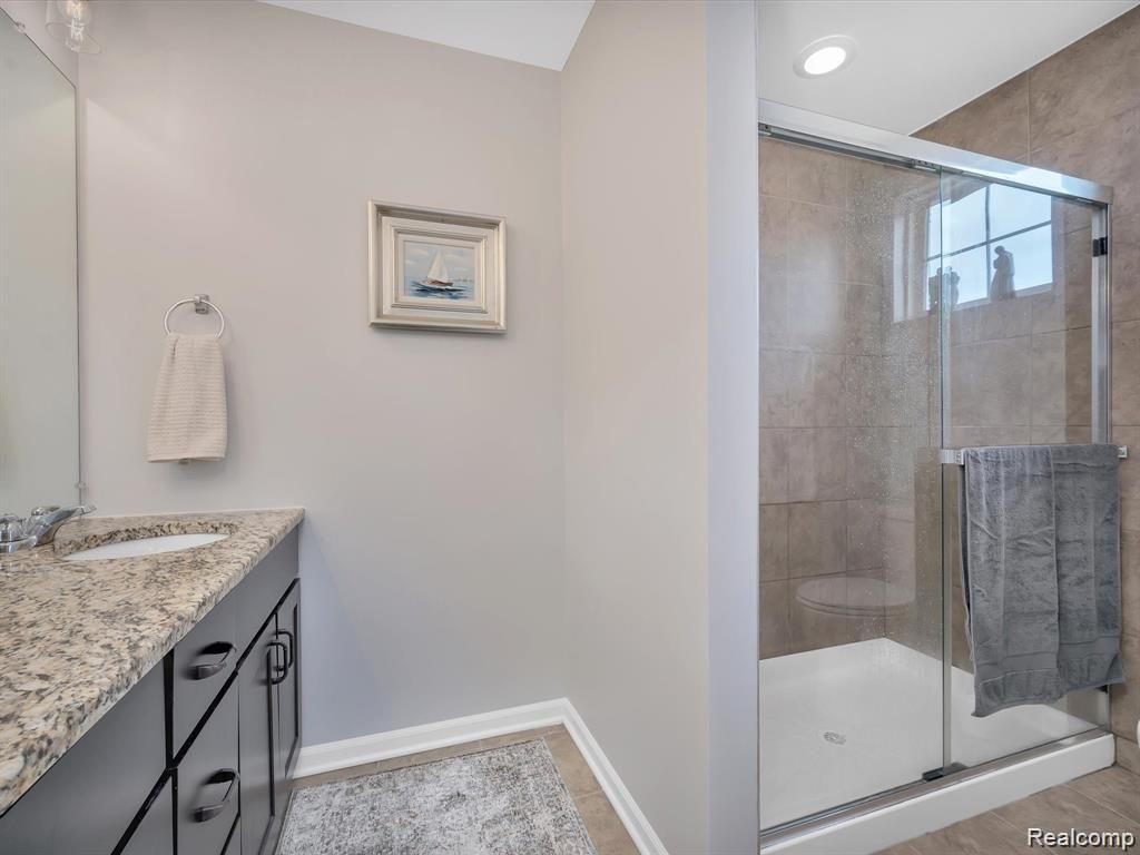 2594 Helmsdale Circle Rochester Hills, MI 48307 - Photo 15 of 28