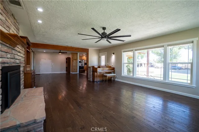 $699,990 | 14700 Heritage Way, Oro Grande, CA 92368