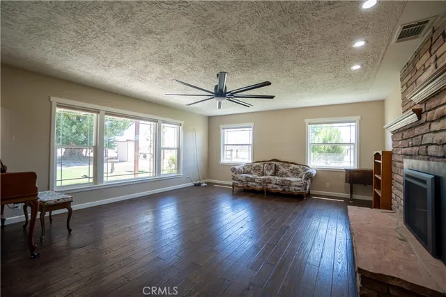 $699,990 | 14700 Heritage Way, Oro Grande, CA 92368