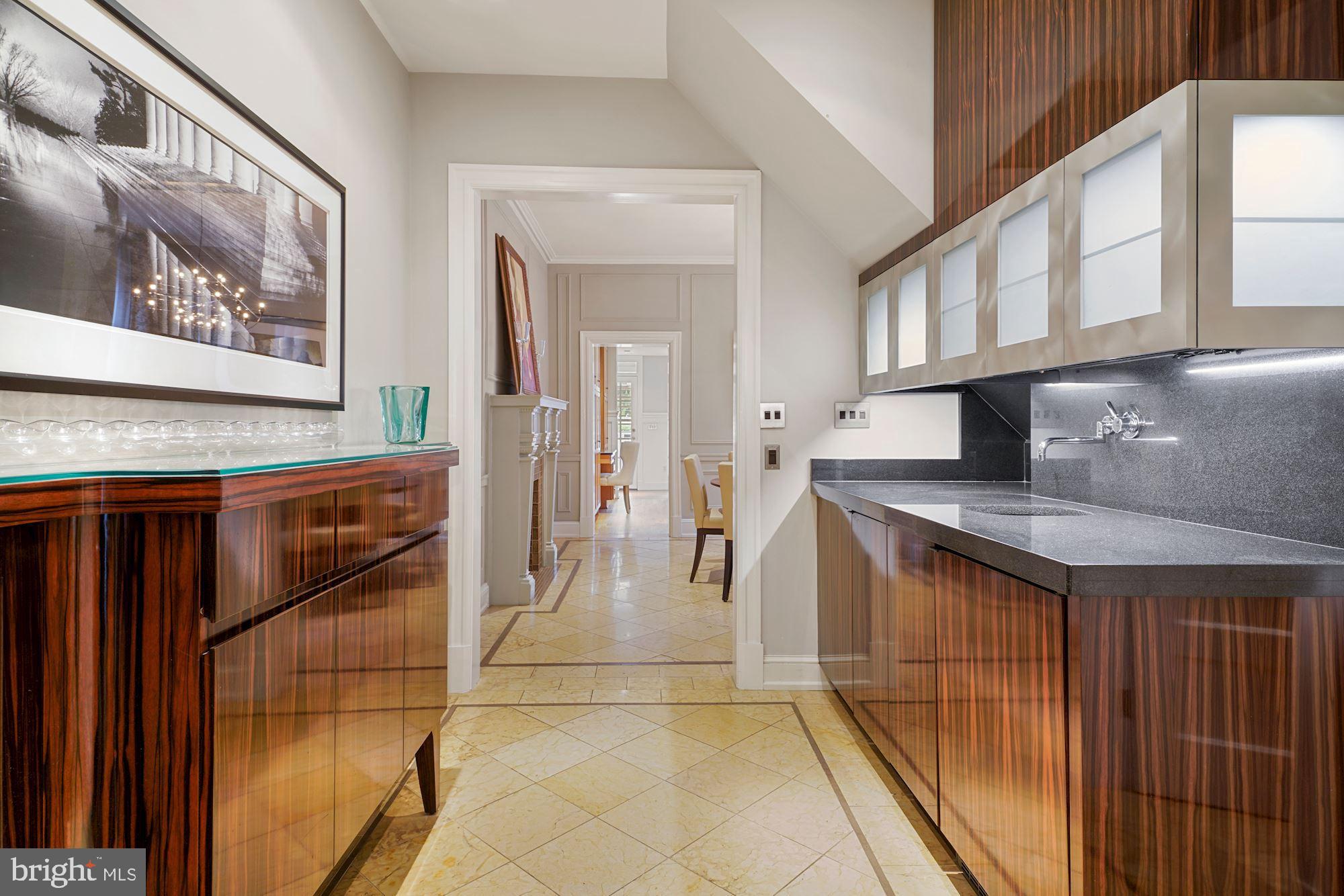 1858 Kalorama Road Northwest Washington, DC 20009 - Photo 18 of 113 Custom Wet Bar