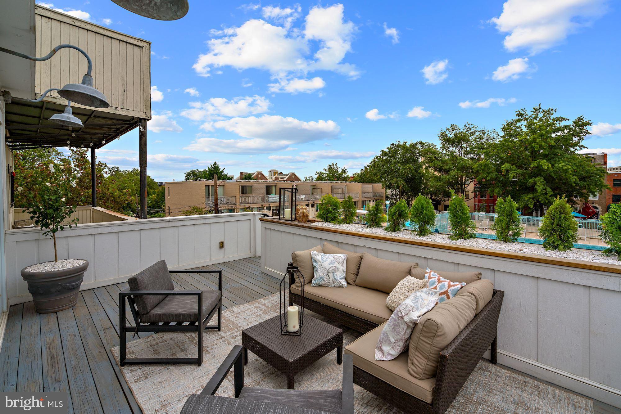 1858 Kalorama Road Northwest Washington, DC 20009 - Photo 50 of 113 Second Level Deck