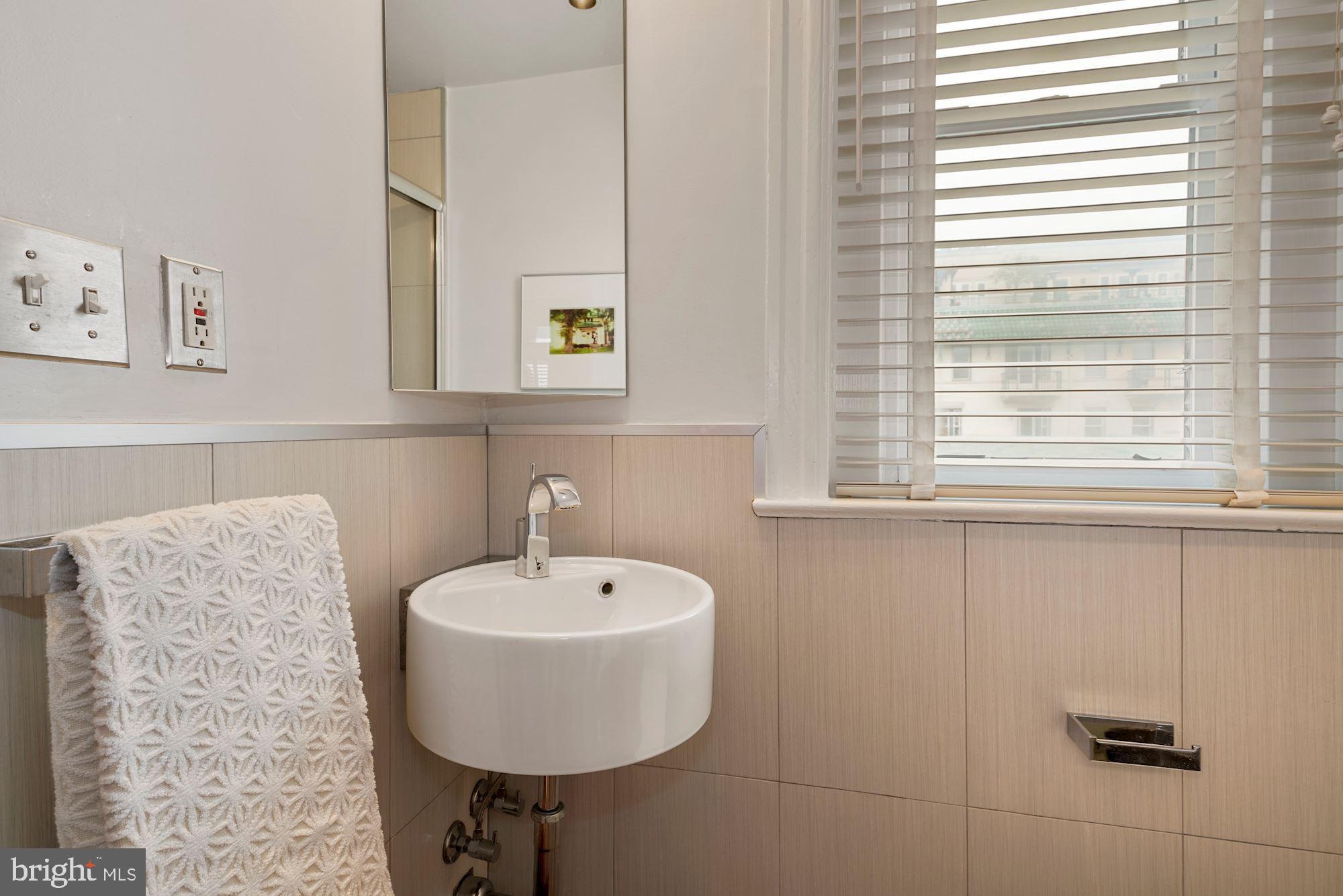 1858 Kalorama Road Northwest Washington, DC 20009 - Photo 73 of 113 Third Full Bath