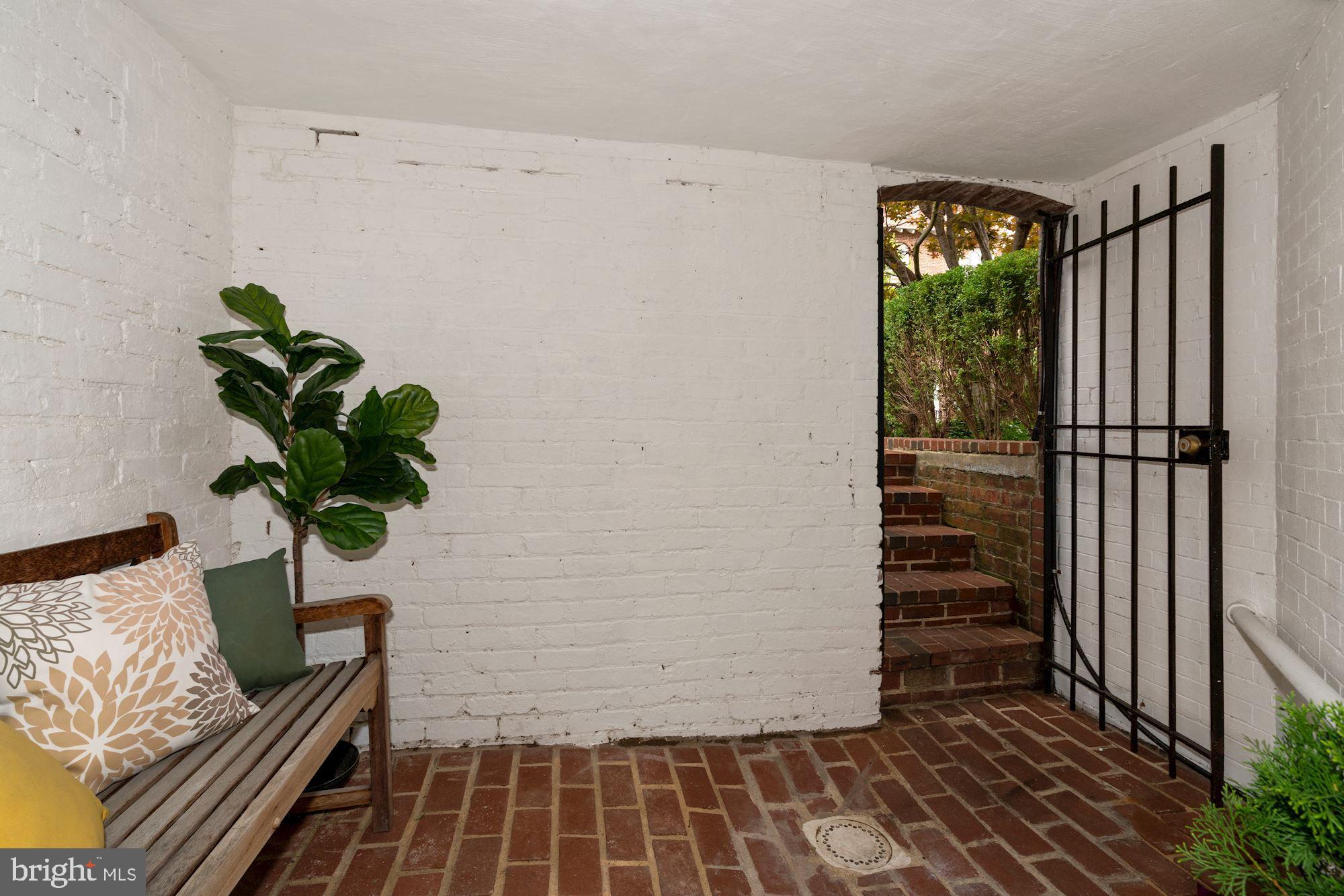 1858 Kalorama Road Northwest Washington, DC 20009 - Photo 76 of 113 Lower Level In-Law Suite