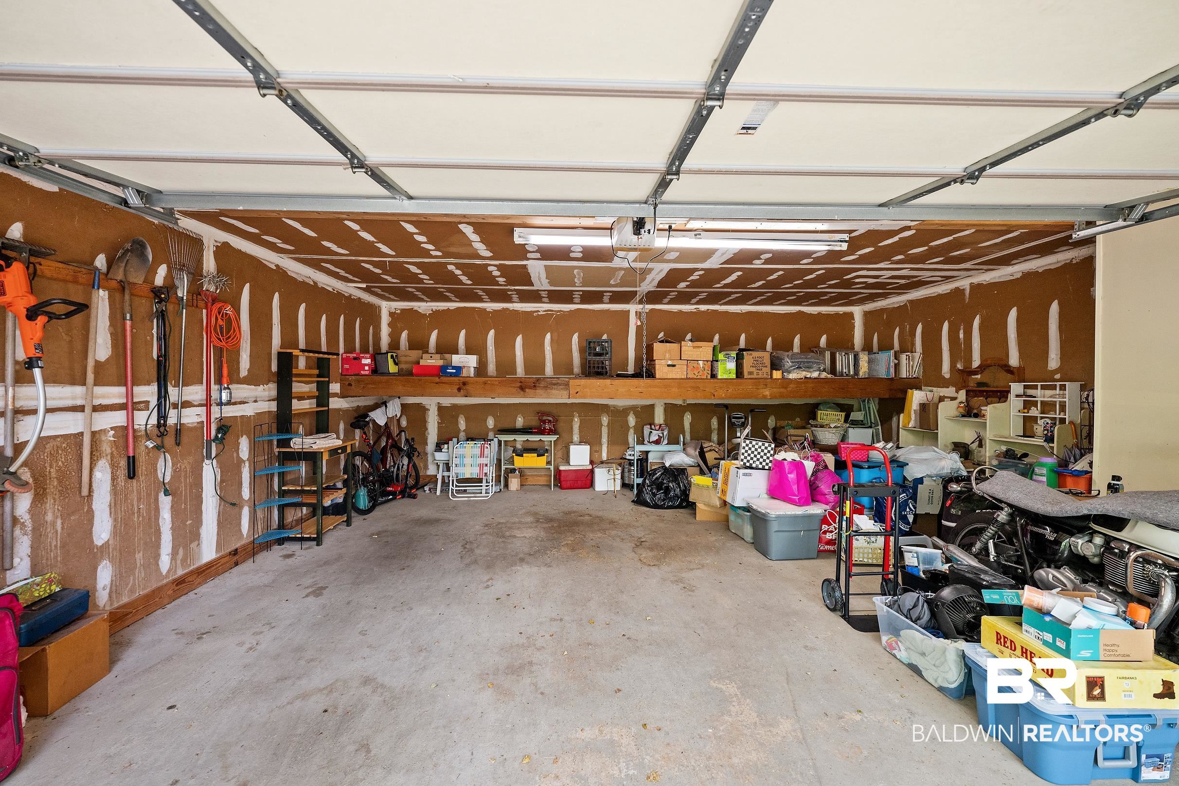 4026 Kingsrow Row Mobile, AL 36619 - Photo 39 of 51 View of garage