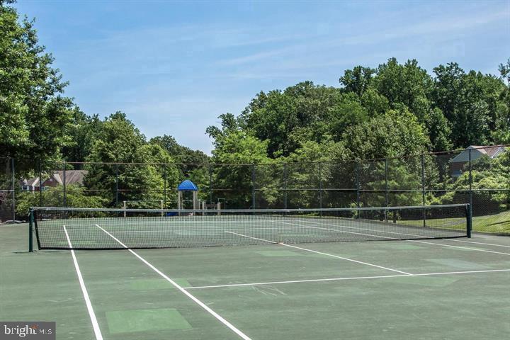 2015 Governor Thomas Bladen Way, Unit 104 Annapolis, MD 21401 - Photo 30 of 32 a view of a tennis court