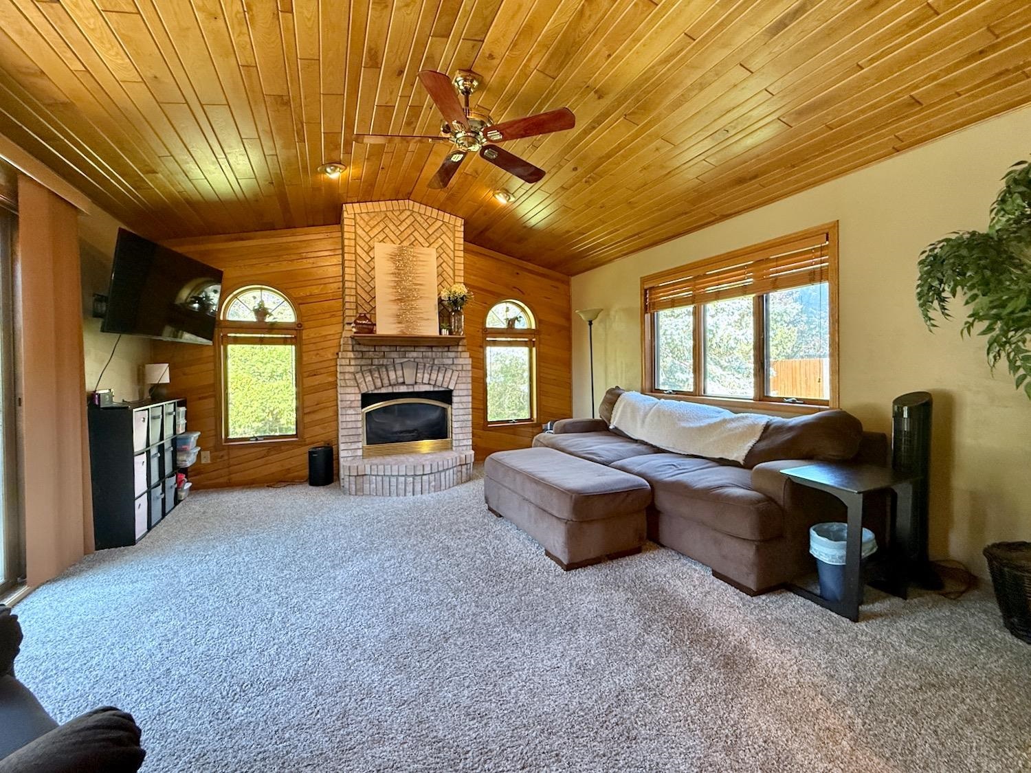 4720 Sunflower Road Grand Chute, WI 54914 - Photo 4 of 31 Gallery Image 4