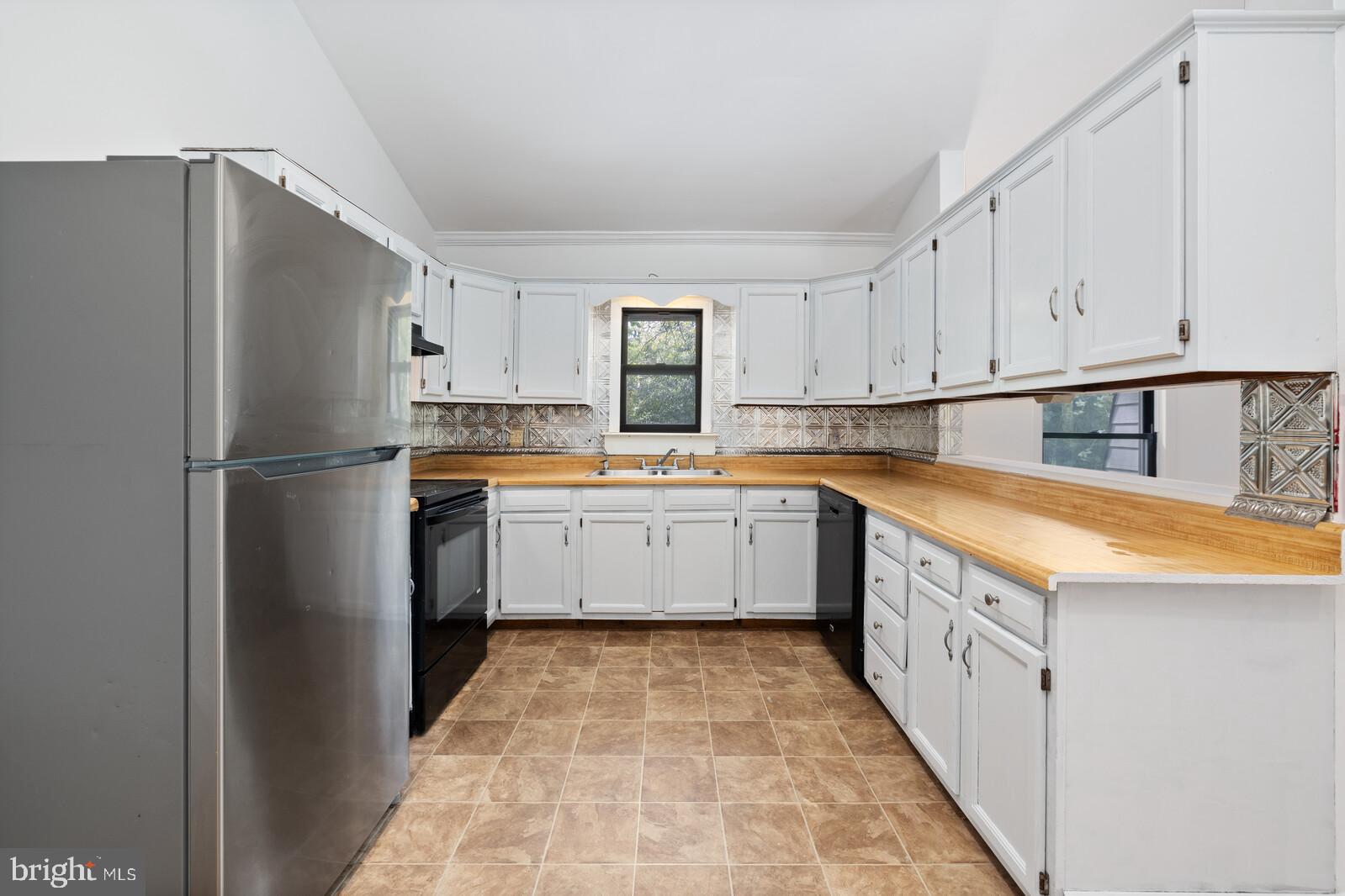 106 Mosher Road Princeton, NJ 08540 - Photo 5 of 33 Kitchen