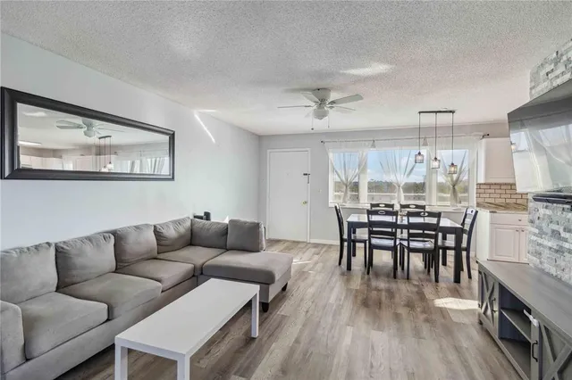 $159,900 | 4440 Ironwood Circle, Unit 508D, Bradenton, FL 34209