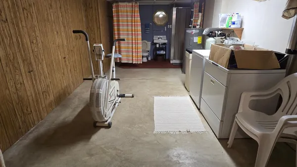 $249,900 | 102 Thill Drive East, Rose Creek, MN 55970