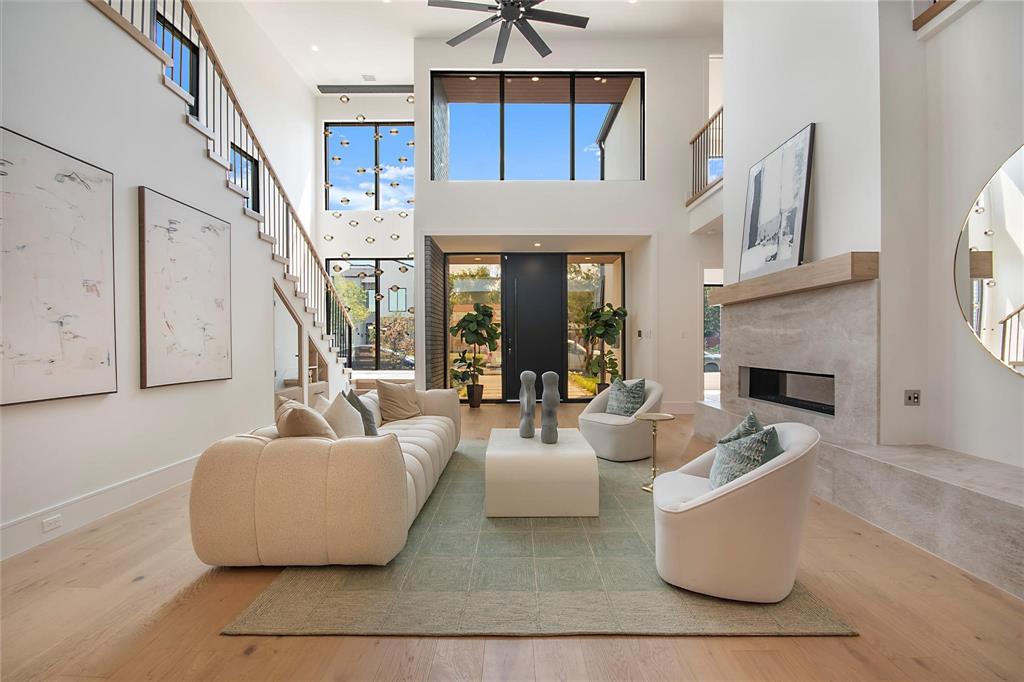 7619 Kenwell Street Dallas, TX 75209 - Photo 7 of 40