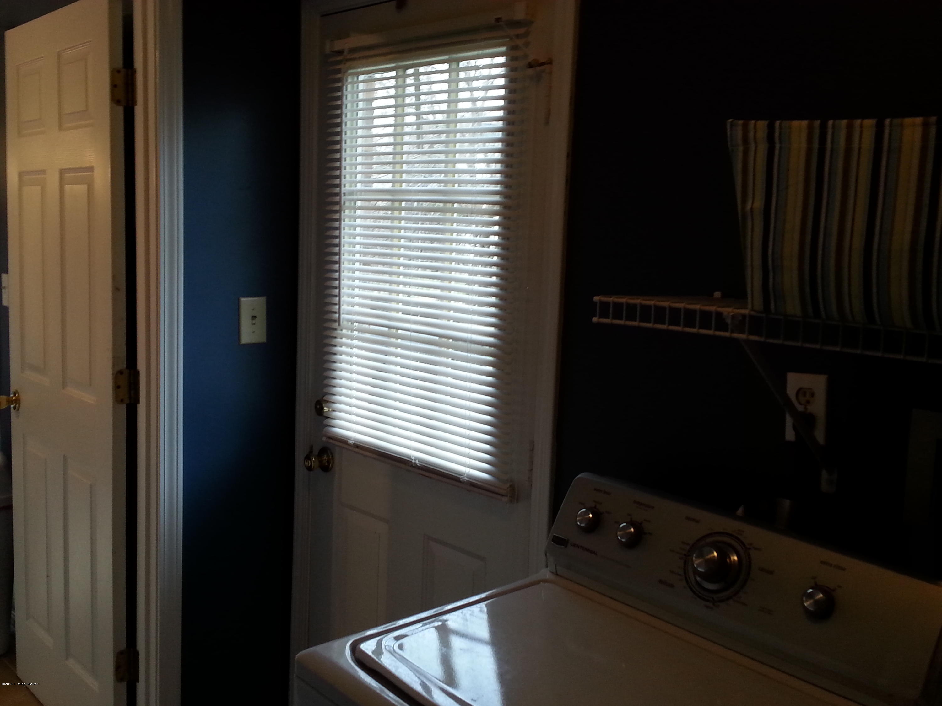 10301 Vantage Road Jeffersontown, KY 40299 - Photo 23 of 54 20150319_165233.jpg
