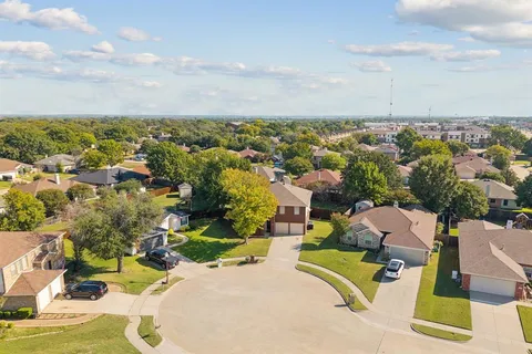 $398,000 | 3304 Olympus Court, Corinth, TX 76210