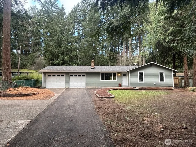 $2,400 | 4435 Fir Drive Northeast, Bremerton, WA 98310