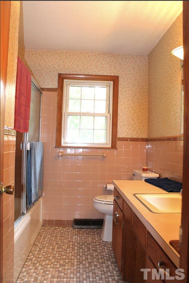 411 Gus Road Durham, NC 27703 - Photo 9 of 21