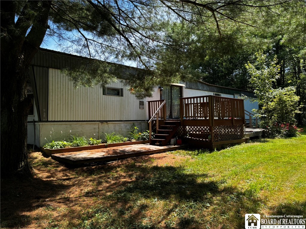 8933 Scandia Road Russell, PA 16345 - Photo 1 of 1 Gallery Image 1