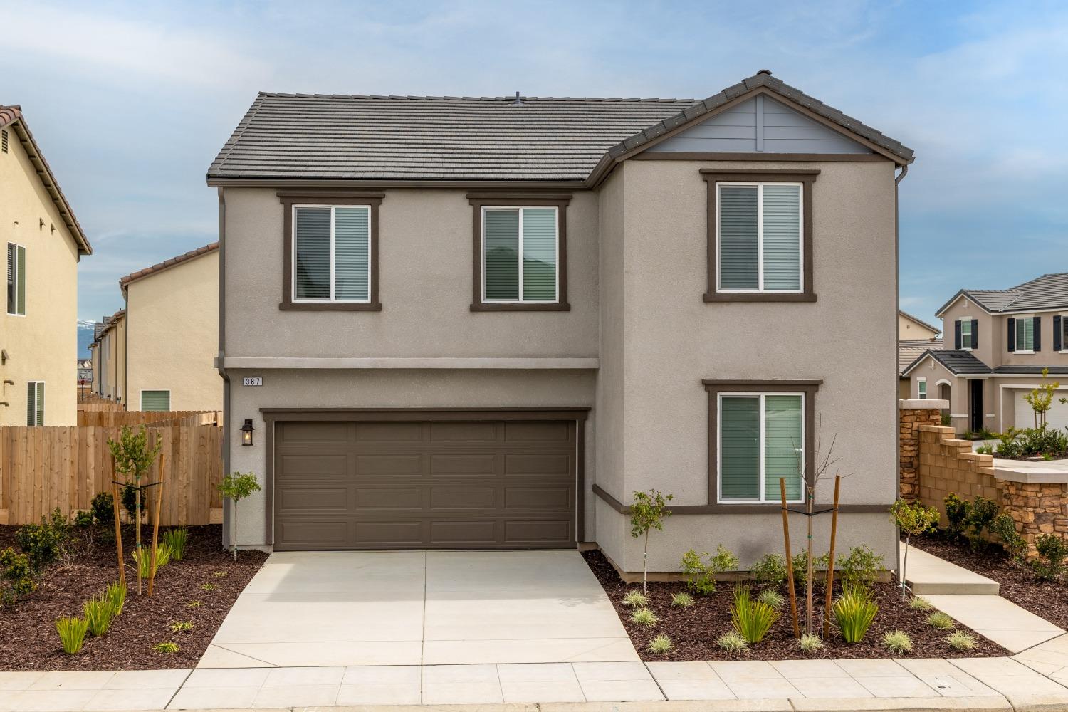 387 Thunder Road South Madera, CA 93636 - Photo 1 of 12 Gallery Image 1