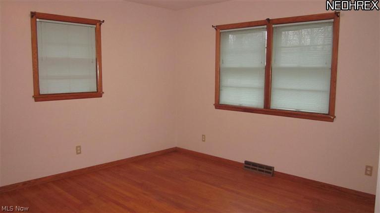 4696 Venus Road Uniontown, OH 44685 - Photo 11 of 18 Gallery Image 11
