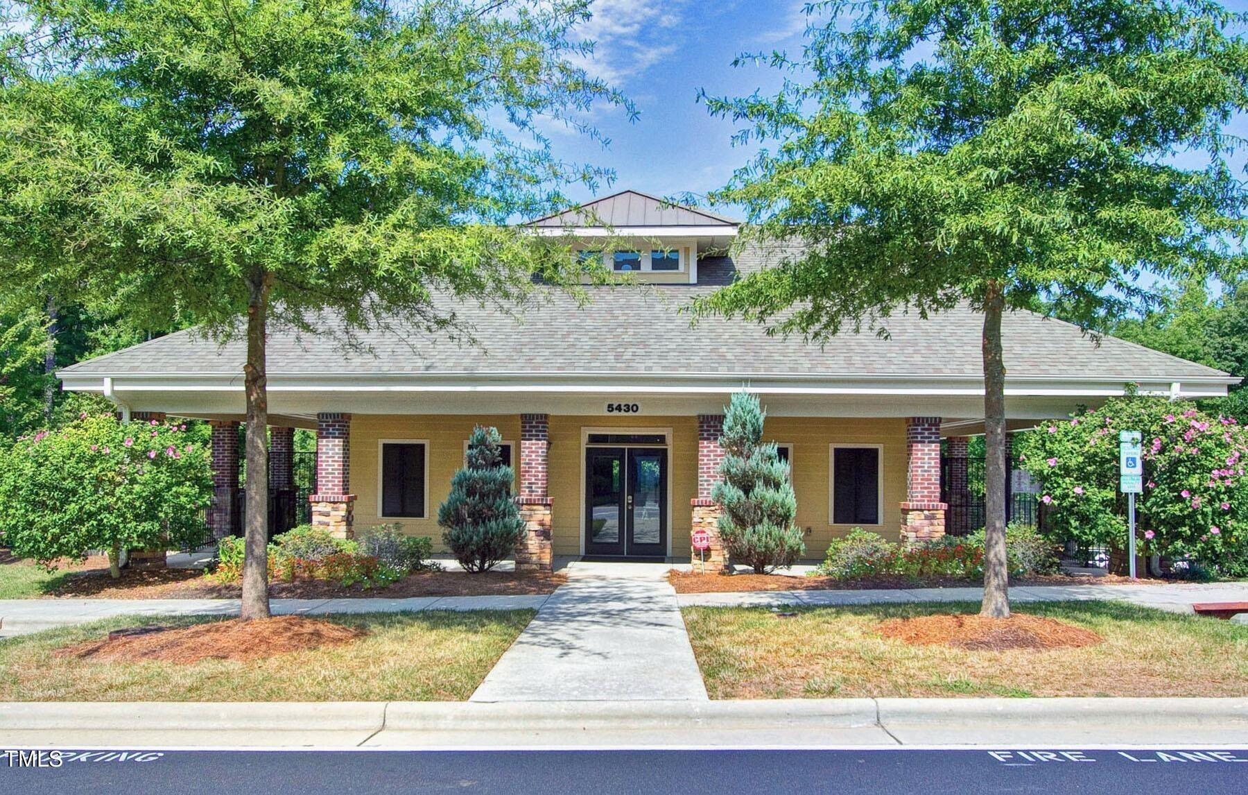 4405 Sugarbend Way Raleigh, NC 27606 - Photo 11 of 36 club house