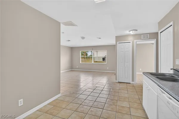 $1,495 | 848 Holmes Avenue, Lehigh Acres, FL 33974