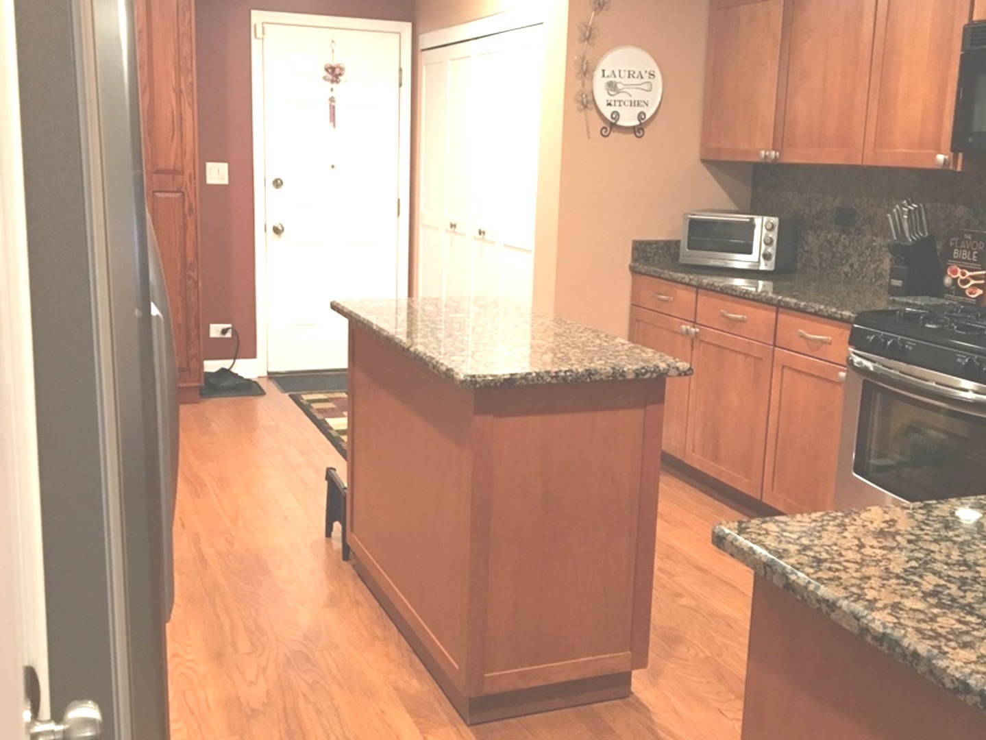 209 Springdale Lane Bloomingdale, IL 60108 - Photo 4 of 68