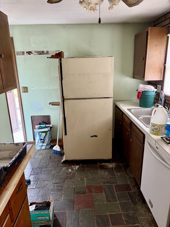 12 Warner Street Erving, MA 01344 - Photo 6 of 13 a utility room with dryer and washer