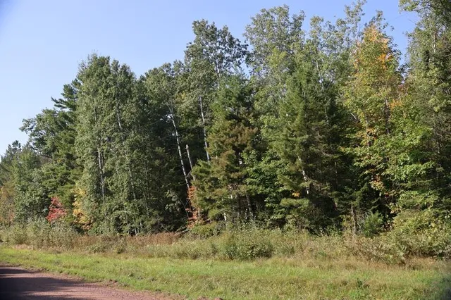 $349,900 | 30-xxx Brevak Road, Washburn, WI 54891