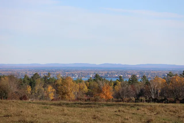 $349,900 | 30-xxx Brevak Road, Washburn, WI 54891