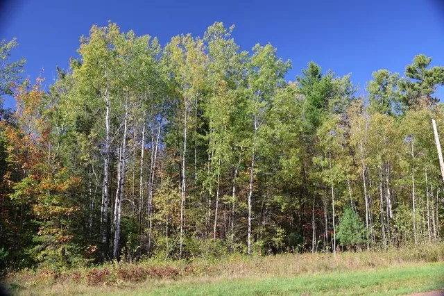 $349,900 | 30-xxx Brevak Road, Washburn, WI 54891