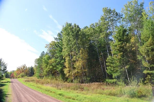 $349,900 | 30-xxx Brevak Road, Washburn, WI 54891