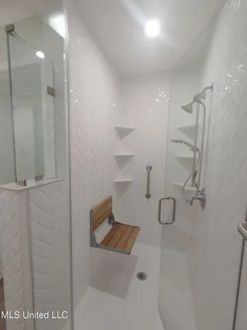 $370,000 | 705 East Lakeshore Drive, Carriere, MS 39426