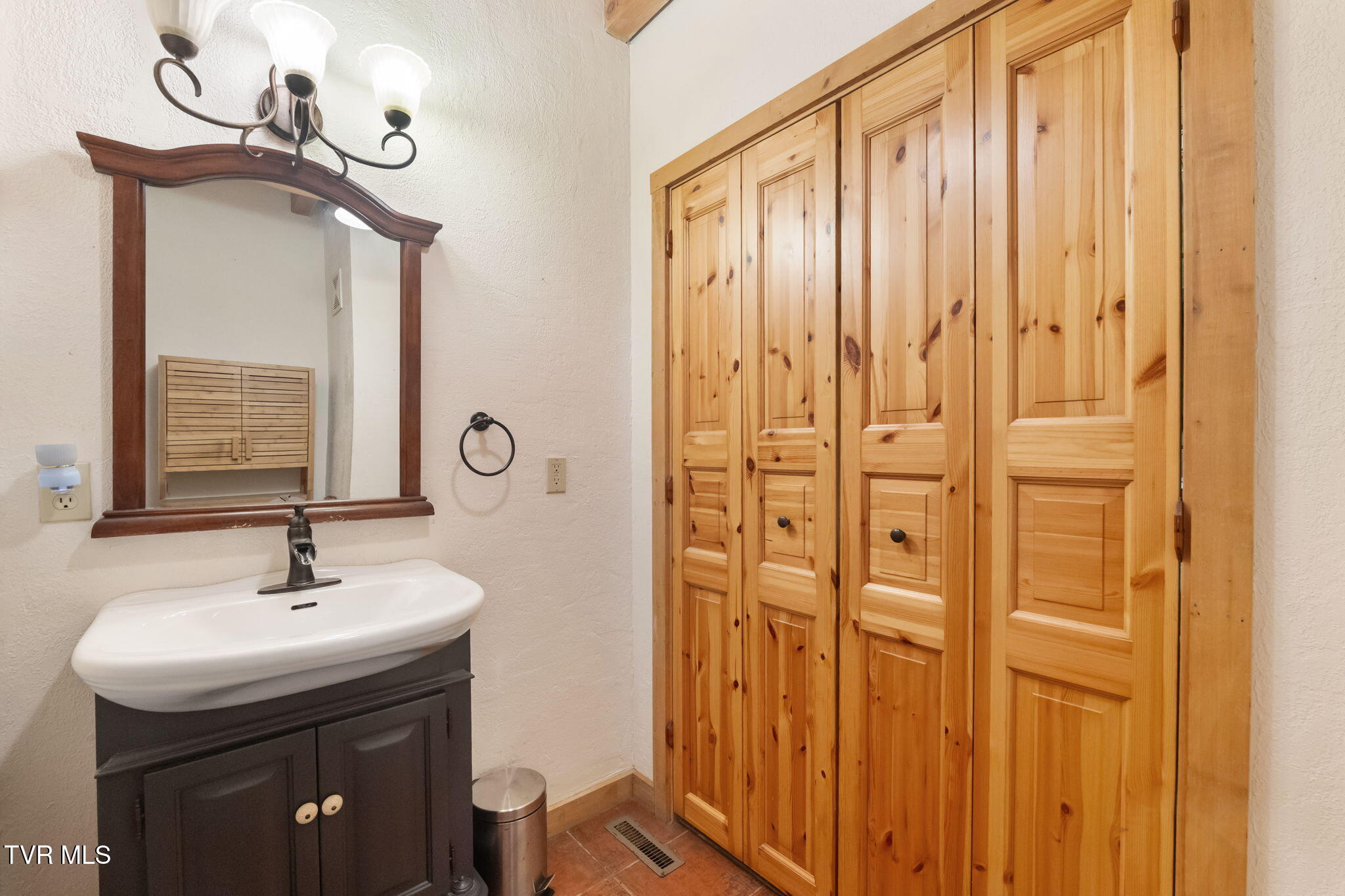 21179 Green Spring Road Abingdon, VA 24211 - Photo 24 of 37 26-web-or-mls-21197-green-spring-rd