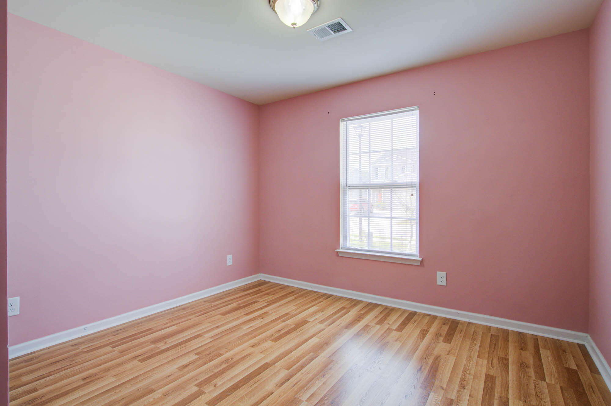 190 Brittondale Road Summerville, SC 29485 - Photo 16 of 20 190 Brittondale (19)