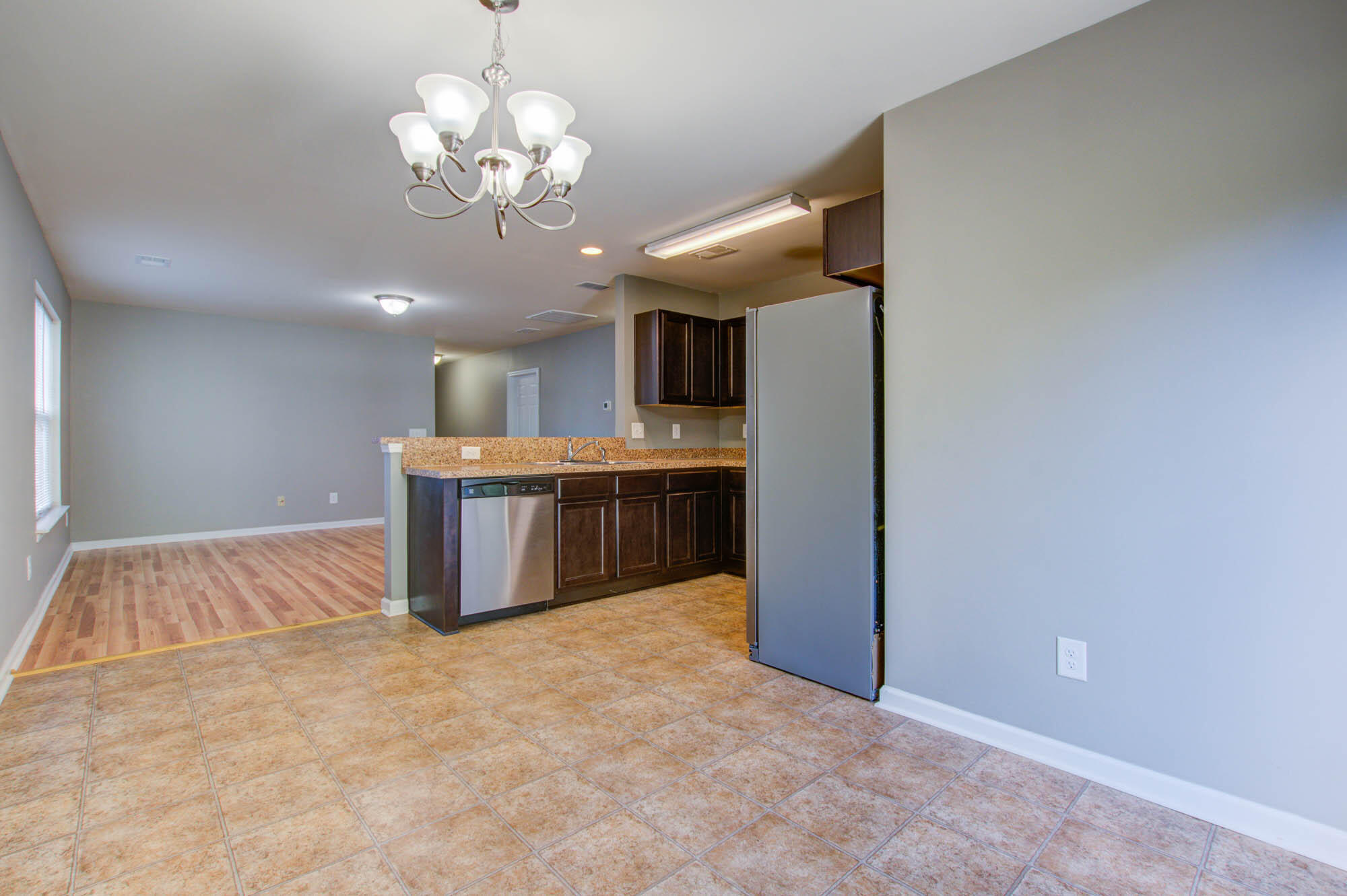 190 Brittondale Road Summerville, SC 29485 - Photo 10 of 20 190 Brittondale (10)