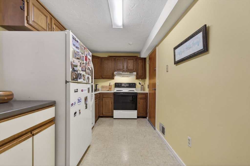 189 Littleton Road, Unit 59 Chelmsford, MA 01824 - Photo 7 of 18