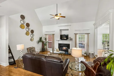 $725,000 | 5423 Cliffstone Drive, Smyrna, TN 37167