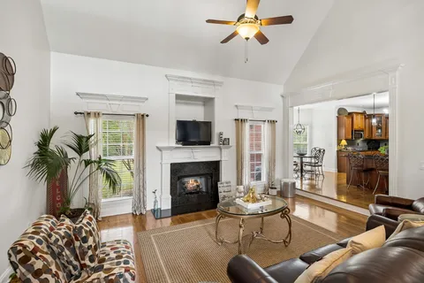 $725,000 | 5423 Cliffstone Drive, Smyrna, TN 37167