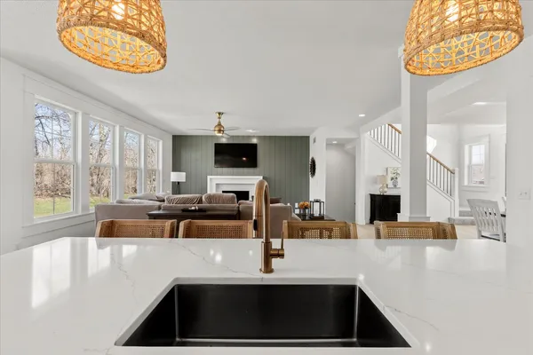 $649,900 | 1213 Briarwood Lane, Mahomet, IL 61853