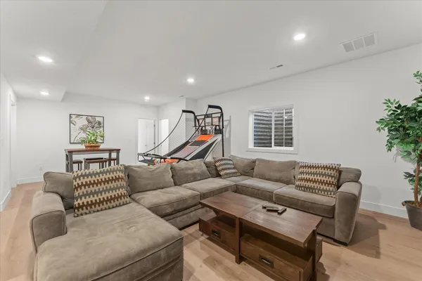 $649,900 | 1213 Briarwood Lane, Mahomet, IL 61853