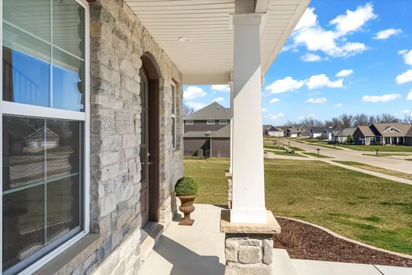 $649,900 | 1213 Briarwood Lane, Mahomet, IL 61853