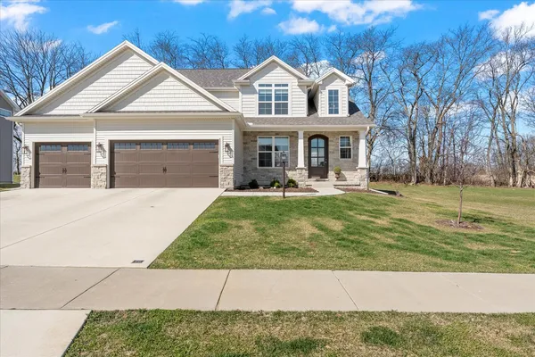 $649,900 | 1213 Briarwood Lane, Mahomet, IL 61853