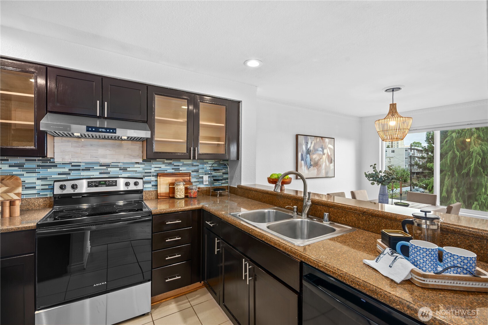 1311 12th Avenue South, Unit F401 Seattle, WA 98144 - Photo 15 of 40