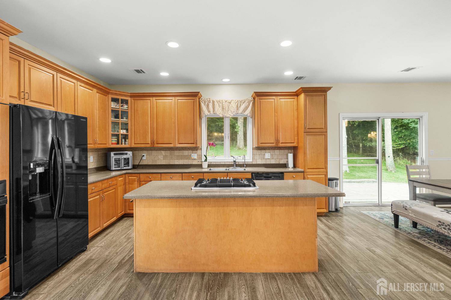 56 Rookwood Terrace Morris Plains, NJ 07950 - Photo 9 of 49