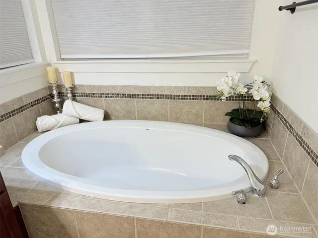 a view of building with outdoor space