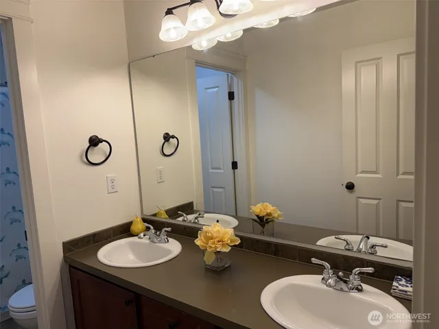 $695,000 | 4433 Cashmere Drive Northeast, Lacey, WA 98516