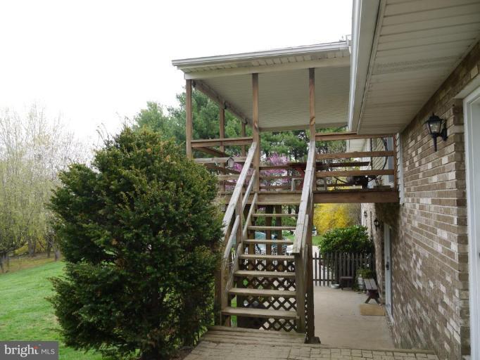 2808 Garrett Road White Hall, MD 21161 - Photo 17 of 29 Deck
