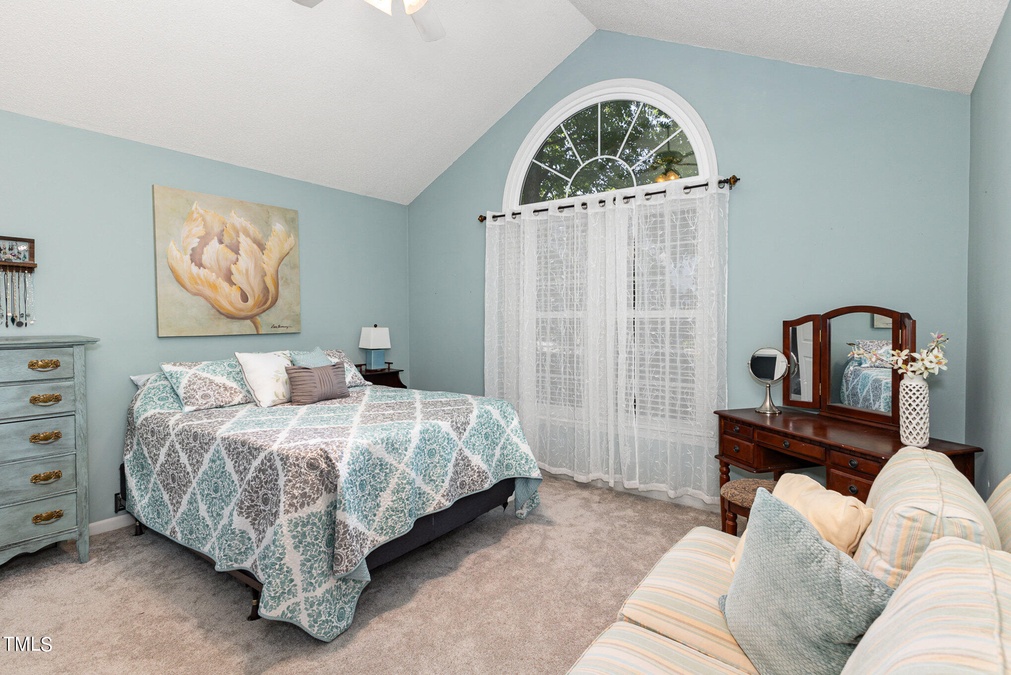 5204 Fairmead Circle Raleigh, NC 27613 - Photo 12 of 23 014_bc4a8865-edit